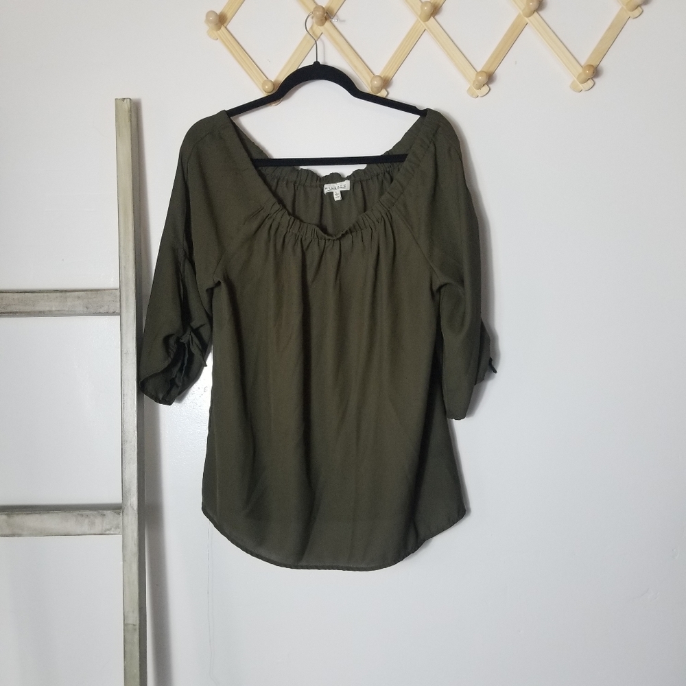 MILEAGE OLIVE BLOUSE SIZE LARGE